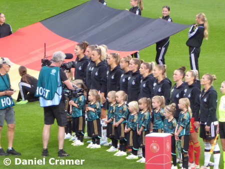 Deutschland(F) vs. Island(F) 4:0, Nations League 2023